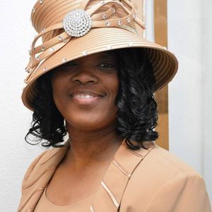 Meet your Posher, Paulette